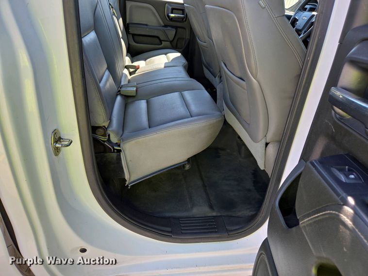 image for item EJ7464 2015 Chevrolet Silverado 1500 Double Cab pickup truck