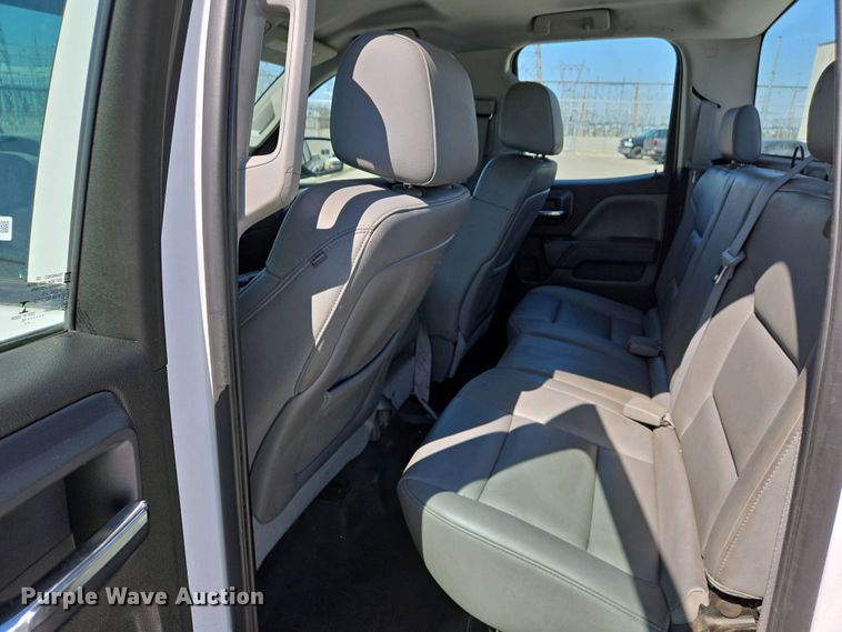 image for item EJ7464 2015 Chevrolet Silverado 1500 Double Cab pickup truck