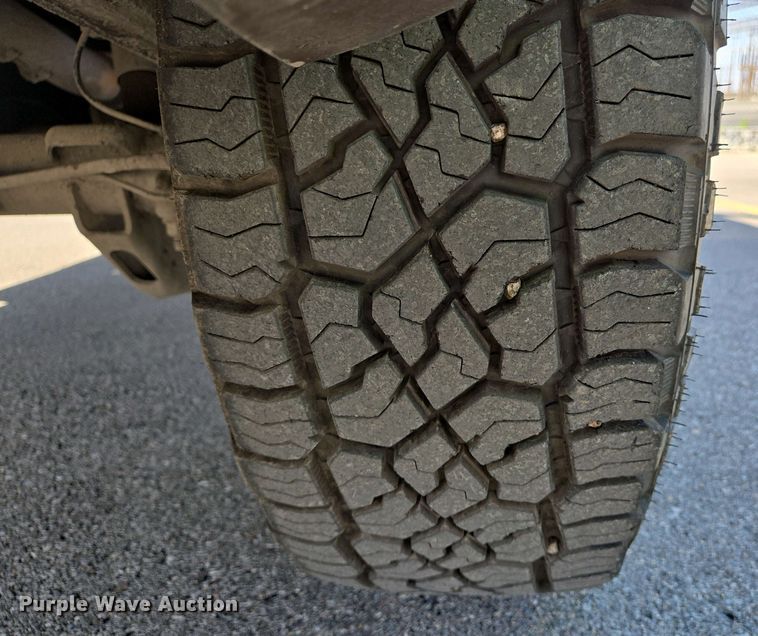 image for item EJ7464 2015 Chevrolet Silverado 1500 Double Cab pickup truck