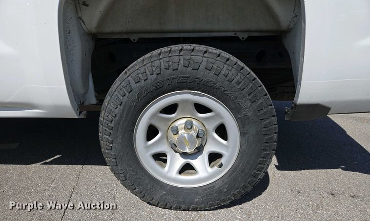 image for item EJ7464 2015 Chevrolet Silverado 1500 Double Cab pickup truck