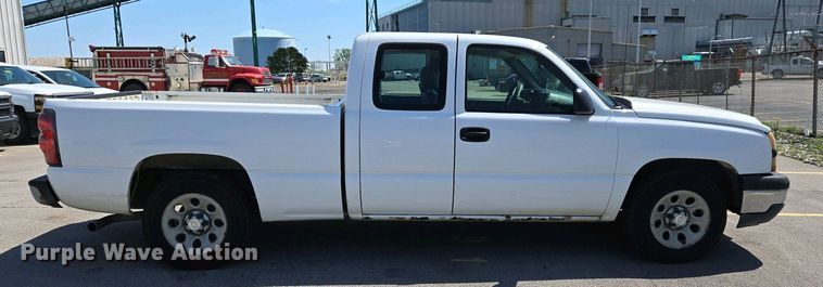 image for item EJ7466 2006 Chevrolet Silverado 1500 Ext. Cab pickup truck