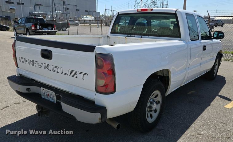 image for item EJ7466 2006 Chevrolet Silverado 1500 Ext. Cab pickup truck