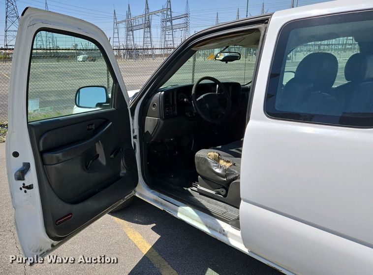 image for item EJ7466 2006 Chevrolet Silverado 1500 Ext. Cab pickup truck