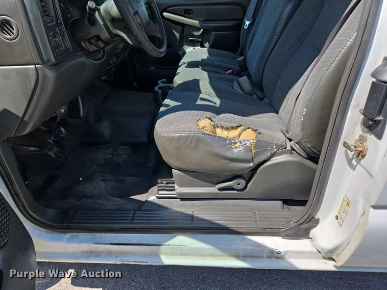 image for item EJ7466 2006 Chevrolet Silverado 1500 Ext. Cab pickup truck