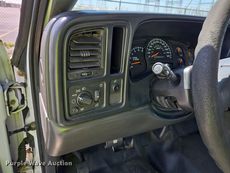 image for item EJ7466 2006 Chevrolet Silverado 1500 Ext. Cab pickup truck