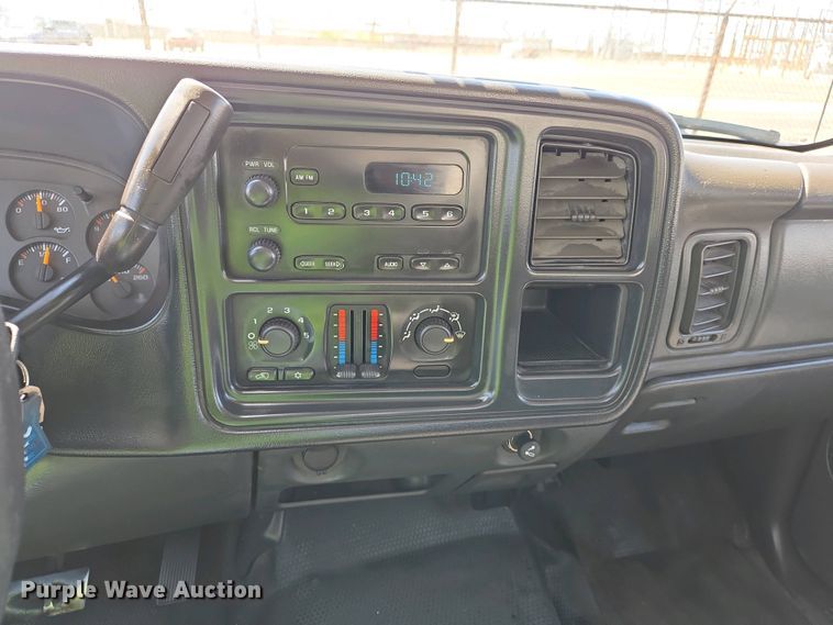 image for item EJ7466 2006 Chevrolet Silverado 1500 Ext. Cab pickup truck