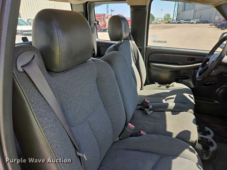 image for item EJ7466 2006 Chevrolet Silverado 1500 Ext. Cab pickup truck