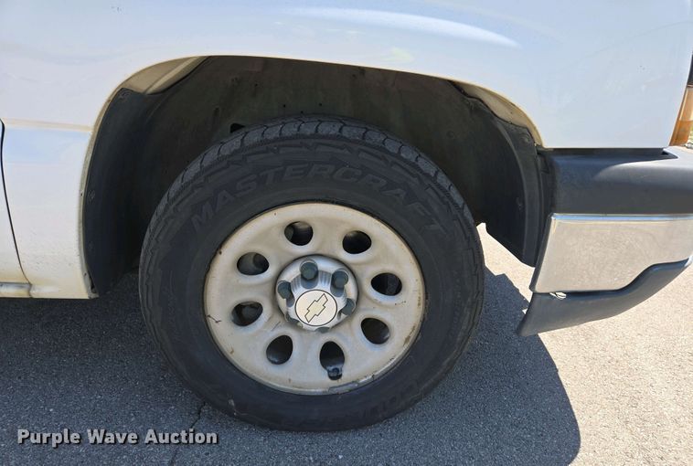 image for item EJ7466 2006 Chevrolet Silverado 1500 Ext. Cab pickup truck