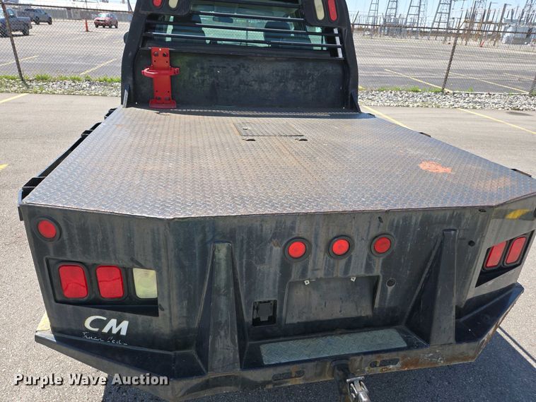 image for item EJ7467 2012 Chevrolet Silverado 2500HD Crew Cab flatbed pickup truck