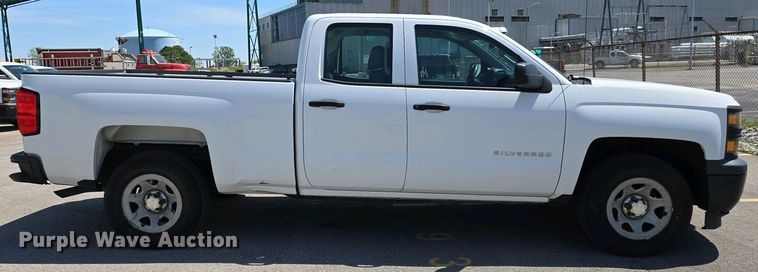 image for item EJ7468 2015 Chevrolet Silverado 1500 Double Cab pickup truck