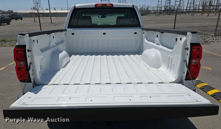 image for item EJ7468 2015 Chevrolet Silverado 1500 Double Cab pickup truck