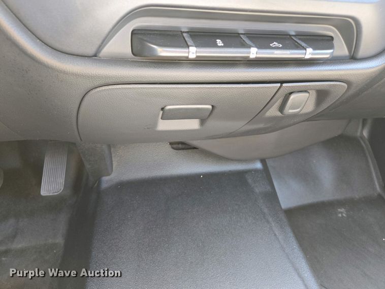 image for item EJ7468 2015 Chevrolet Silverado 1500 Double Cab pickup truck