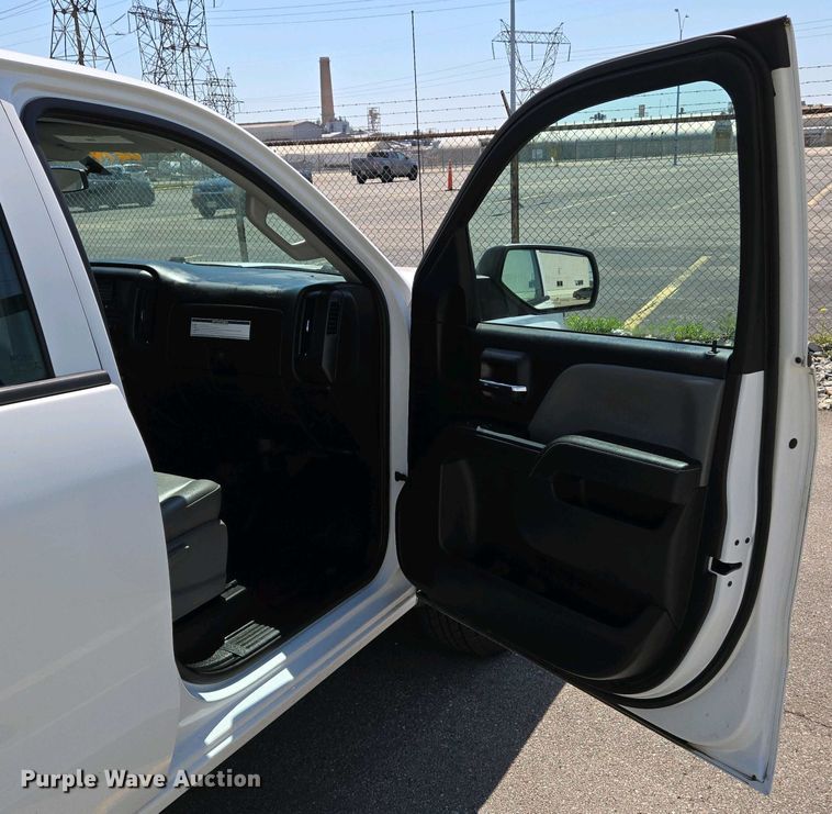 image for item EJ7468 2015 Chevrolet Silverado 1500 Double Cab pickup truck