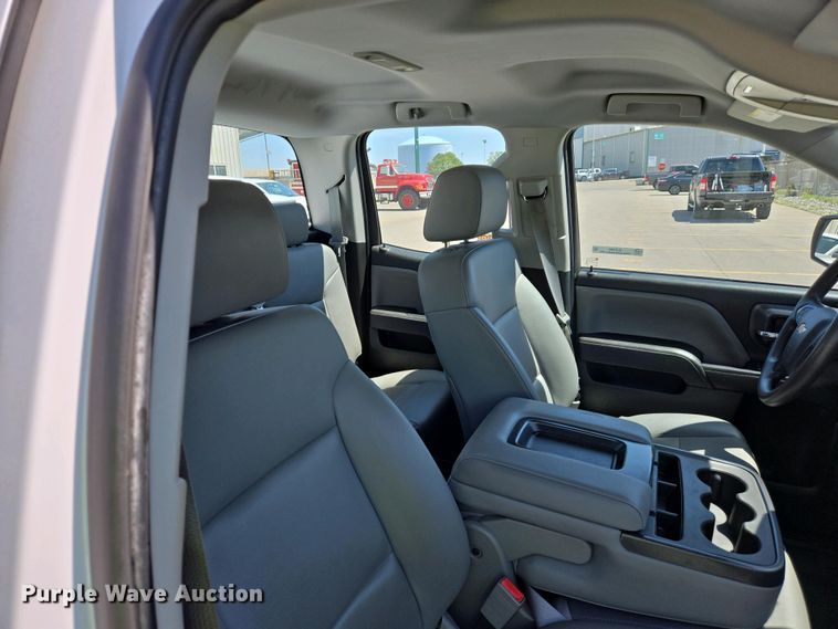 image for item EJ7468 2015 Chevrolet Silverado 1500 Double Cab pickup truck