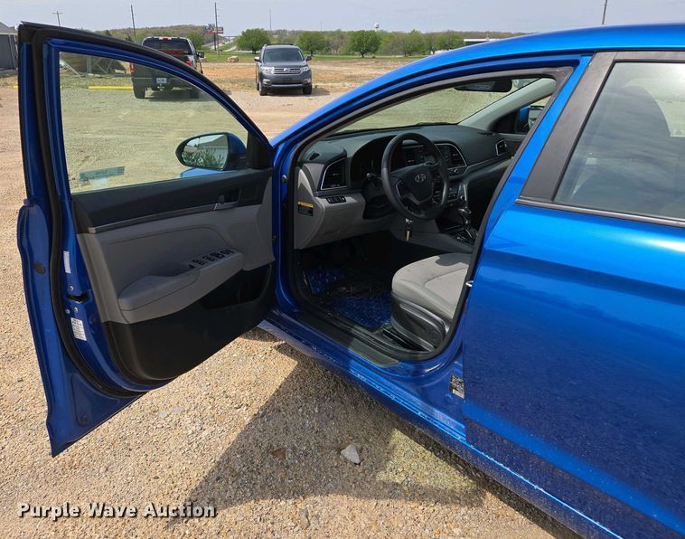 image for item EJ7486 2017 Hyundai Elantra SE 