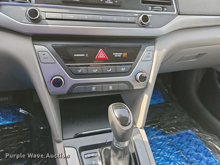 image for item EJ7486 2017 Hyundai Elantra SE 