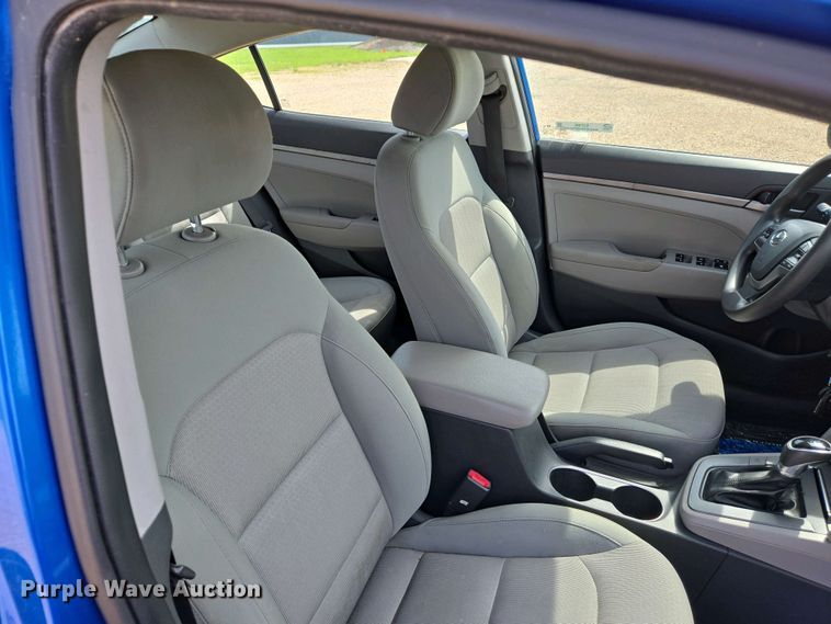 image for item EJ7486 2017 Hyundai Elantra SE 