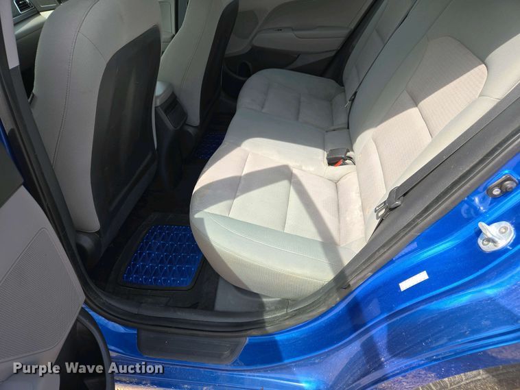 image for item EJ7486 2017 Hyundai Elantra SE 