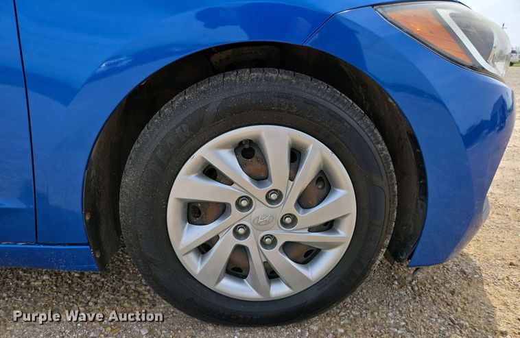 image for item EJ7486 2017 Hyundai Elantra SE 
