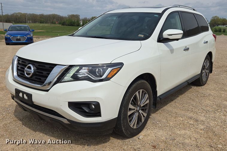 image for item EJ7487 2017 Nissan Pathfinder SUV