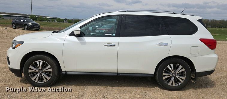 image for item EJ7487 2017 Nissan Pathfinder SUV