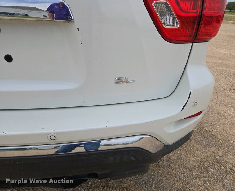 image for item EJ7487 2017 Nissan Pathfinder SUV