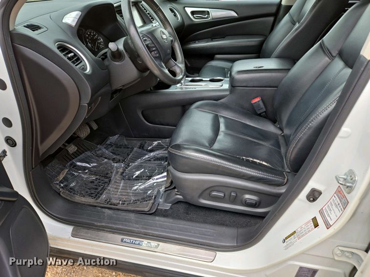 image for item EJ7487 2017 Nissan Pathfinder SUV