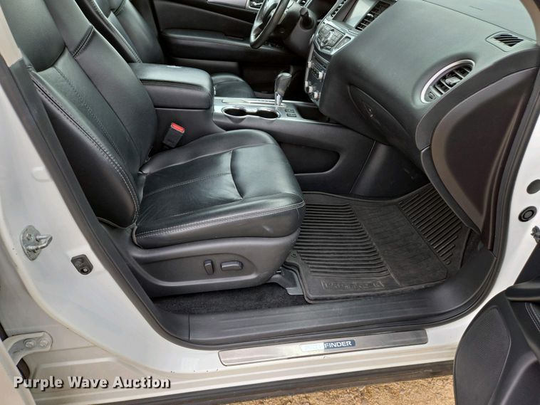 image for item EJ7487 2017 Nissan Pathfinder SUV