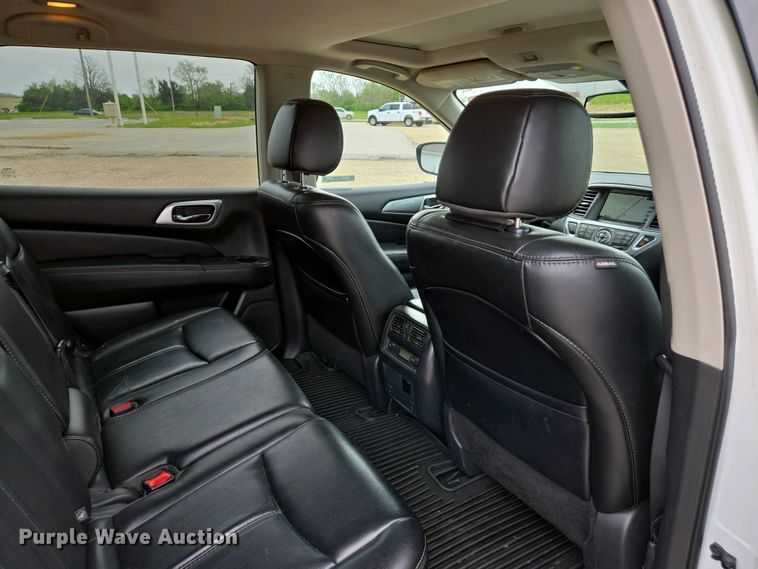 image for item EJ7487 2017 Nissan Pathfinder SUV