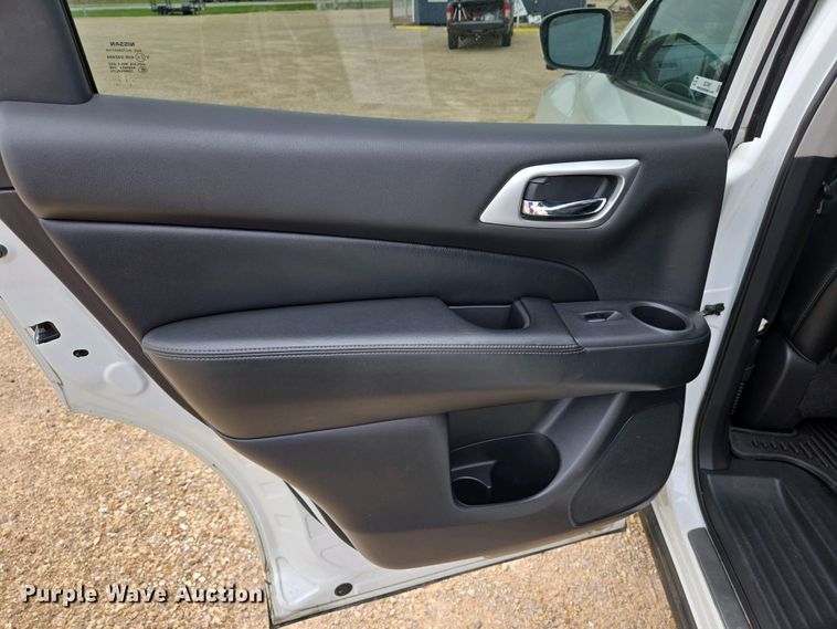 image for item EJ7487 2017 Nissan Pathfinder SUV