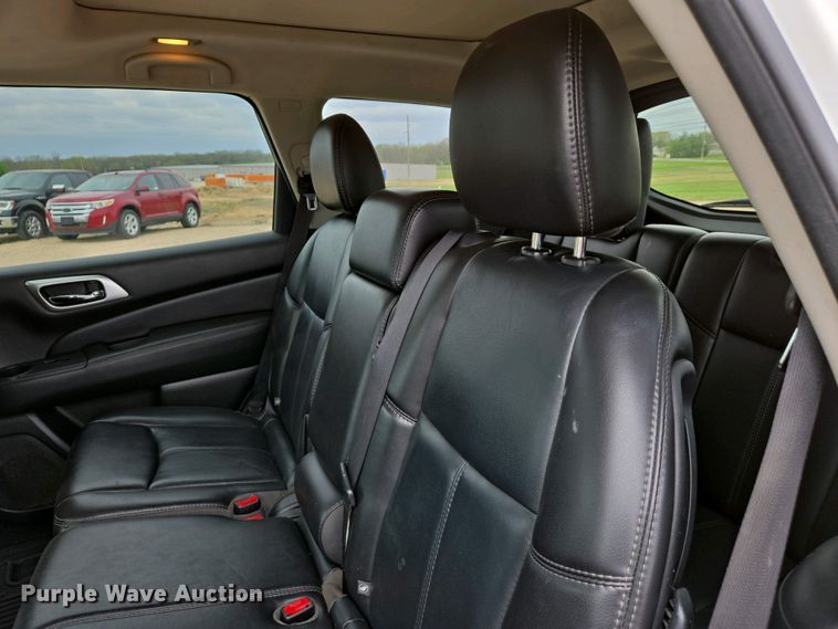 image for item EJ7487 2017 Nissan Pathfinder SUV