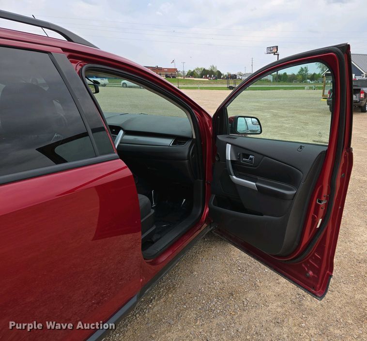 image for item EJ7488 2013 Ford  Edge SEL SUV