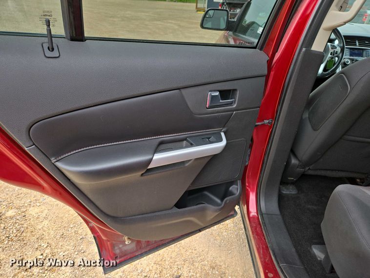 image for item EJ7488 2013 Ford  Edge SEL SUV