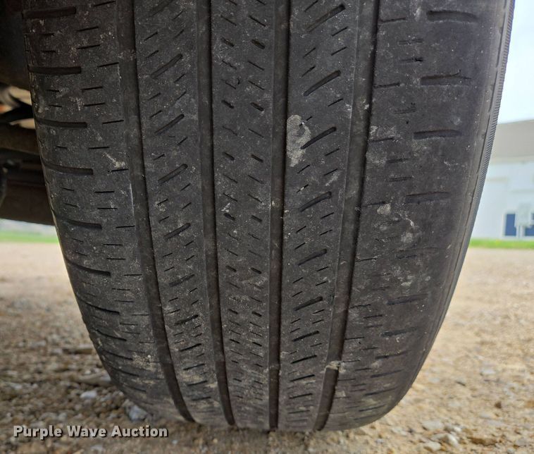 image for item EJ7488 2013 Ford  Edge SEL SUV