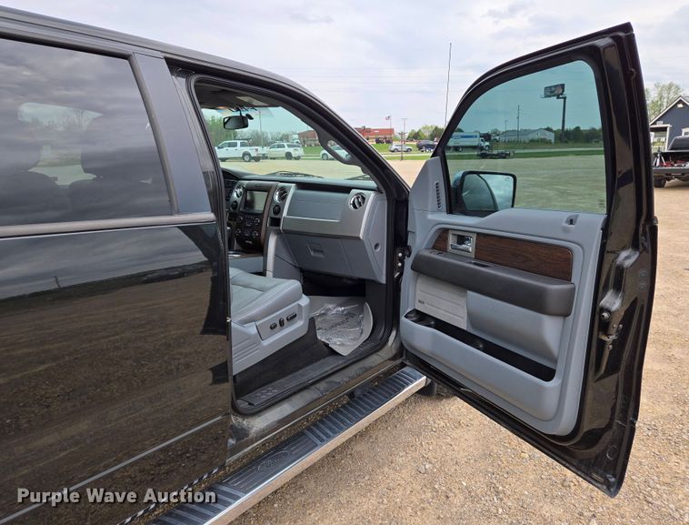 image for item EJ7489 2013 Ford F150 Lariat  SuperCrew pickup truck