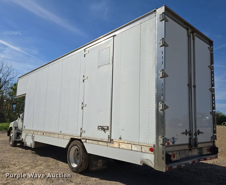 image for item EJ7495 2015 Hino 268 box truck