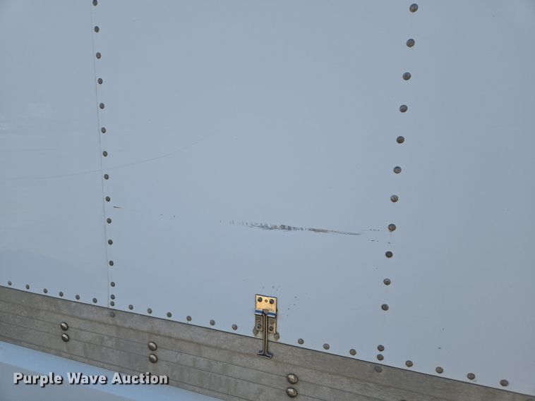 image for item EJ7495 2015 Hino 268 box truck