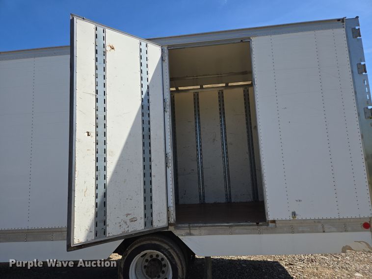 image for item EJ7495 2015 Hino 268 box truck