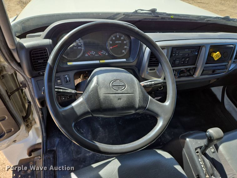 image for item EJ7495 2015 Hino 268 box truck