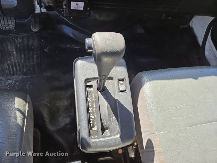 image for item EJ7495 2015 Hino 268 box truck