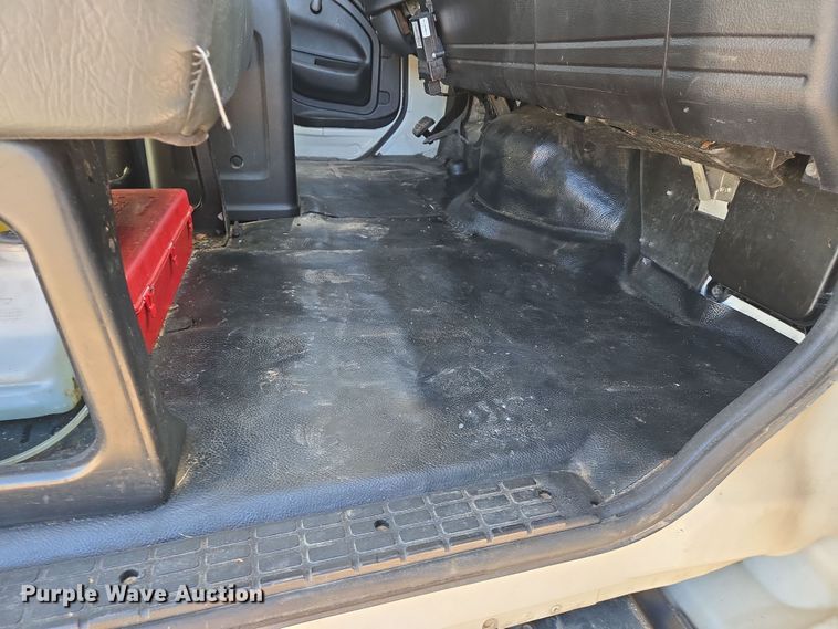 image for item EJ7495 2015 Hino 268 box truck