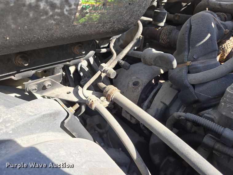 image for item EJ7495 2015 Hino 268 box truck