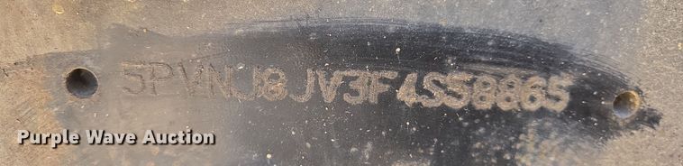 image for item EJ7495 2015 Hino 268 box truck