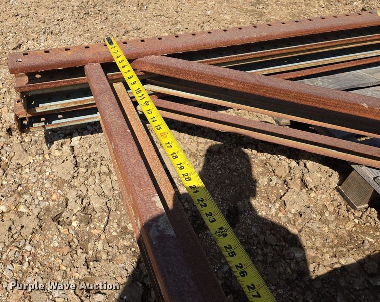 image for item EJ7496 Pallet racking