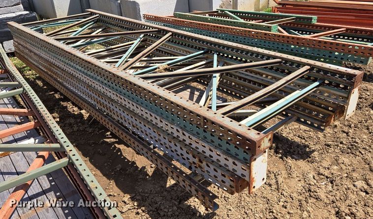 image for item EJ7498 Pallet racking