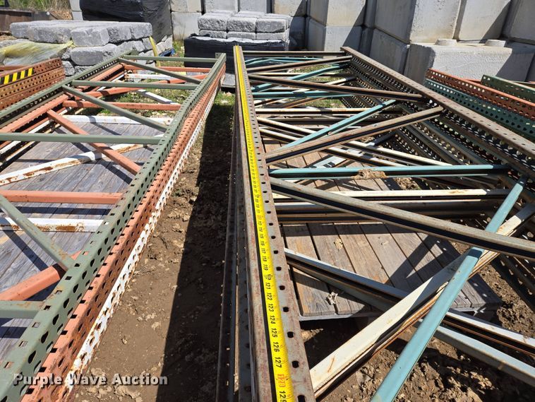 image for item EJ7498 Pallet racking