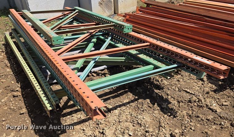 image for item EJ7499 Pallet racking