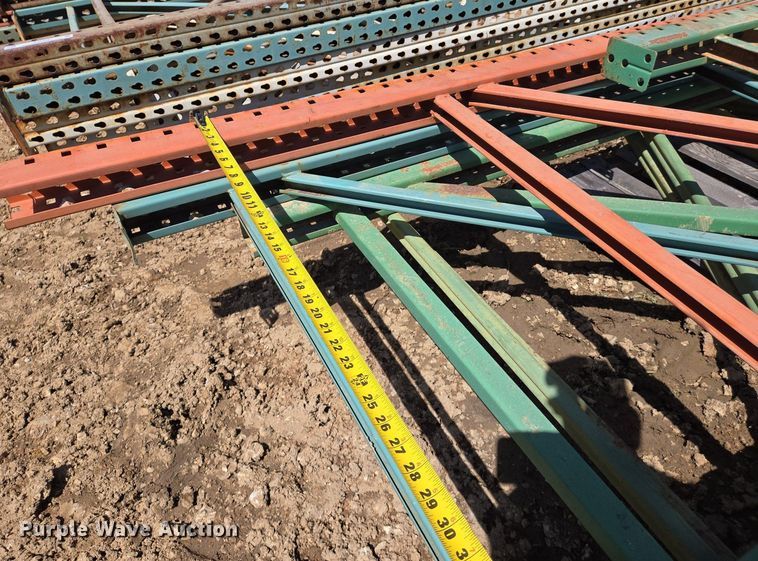 image for item EJ7499 Pallet racking