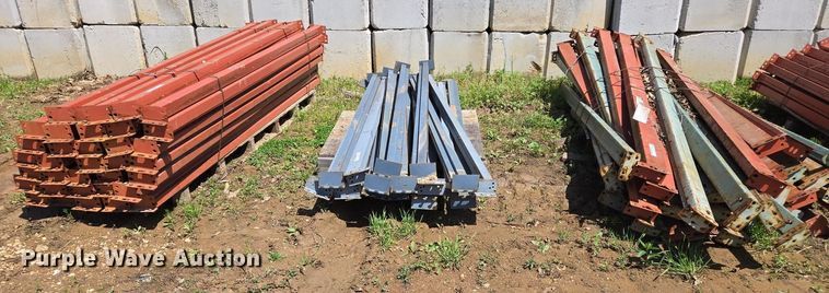 image for item EJ7501 Pallet racking shelves