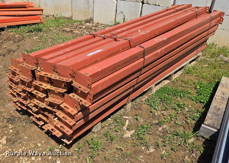 image for item EJ7501 Pallet racking shelves